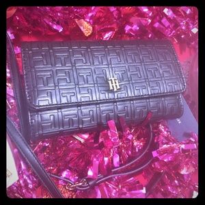Tommy Hilfiger Wallet/Case crossbody